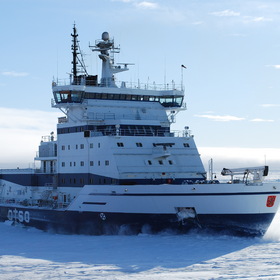 Ломая лёд - Ботнический залив, Финляндия