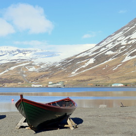 Исландия в мае - Исафьордур